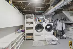 77 Scrivens St, Totowa, NJ 07512 - Photo 24