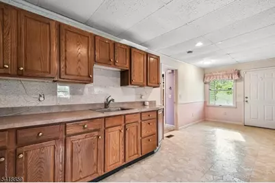 248 Appletree Ln, Mountainside, NJ 07092 - Photo 12