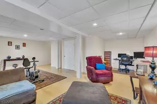 137 Sunnyvale Ct, Franklin Township, NJ 08873 - Photo 20