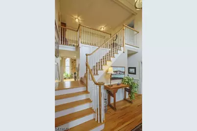 15 Ramsey Rd, Clinton Township, NJ 08833 - Photo 2