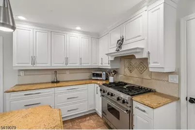 2 Barnstable Ct, Morris Township, NJ 07960 - Photo 22