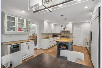 2 Barnstable Ct, Morris Township, NJ 07960 - Photo 20