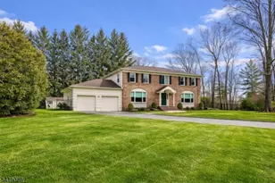 2 Barnstable Ct, Morris Township, NJ 07960 - Photo 2