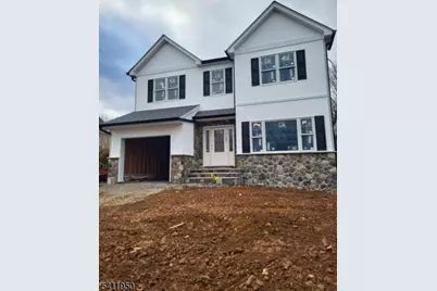 9 Maple St, Bernardsville, NJ 07924 - Photo 1