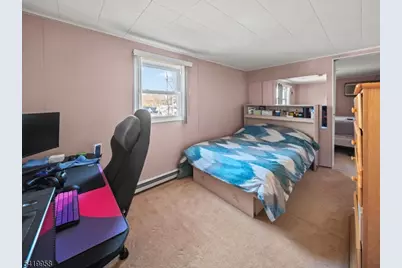 544 Goffle Hill Rd, Hawthorne, NJ 07506 - Photo 14