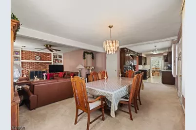 544 Goffle Hill Rd, Hawthorne, NJ 07506 - Photo 2