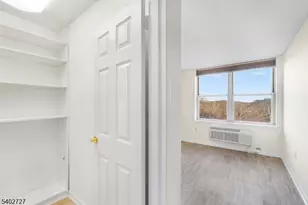 300 Main St, Little Falls Township, NJ 07424 - Photo 14