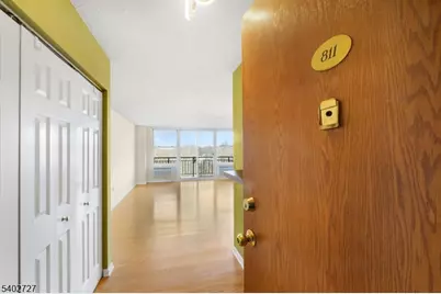 300 Main St #811, Little Falls Township, NJ 07424 - Photo 2
