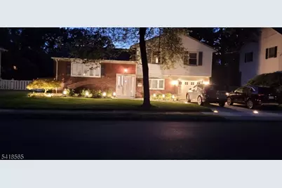 174 Liberty St, Clark Township, NJ 07066 - Photo 36