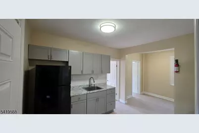 120 Sunset Ave, Newark, NJ 07106 - Photo 2