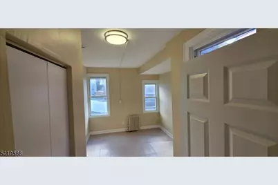 120 Sunset Ave, Newark, NJ 07106 - Photo 10