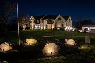 38 Still Hollow Rd, Tewksbury Township, NJ 08833 - Photo 2