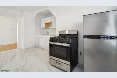 403 Abington Ave #3, Bloomfield, NJ 07003 - Photo 2