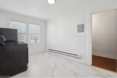 403 Abington Ave #3, Bloomfield, NJ 07003 - Photo 4