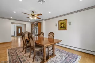 25 Victoria Dr, Clark Township, NJ 07066 - Photo 4