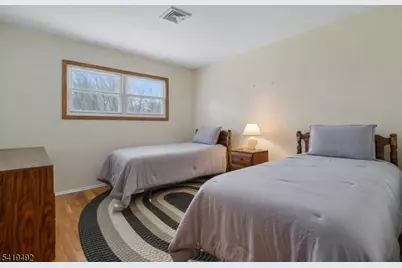 25 Victoria Dr, Clark Township, NJ 07066 - Photo 16