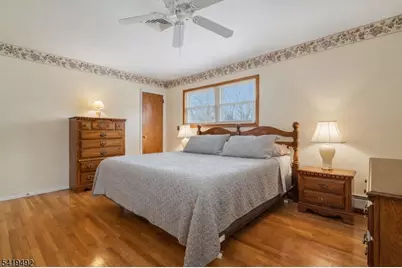 25 Victoria Dr, Clark Township, NJ 07066 - Photo 14