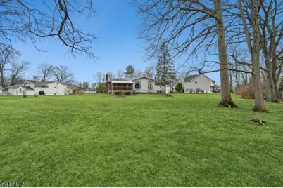 25 Victoria Dr, Clark Township, NJ 07066 - Photo 22