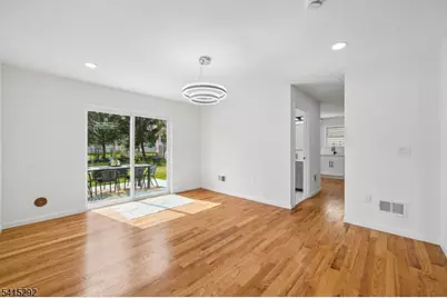 207 Lake Shore Dr, Parsippany, NJ 07034 - Photo 6