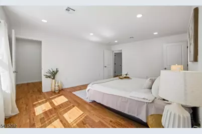 207 Lake Shore Dr, Parsippany, NJ 07034 - Photo 20