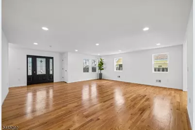 207 Lake Shore Dr, Parsippany, NJ 07034 - Photo 4