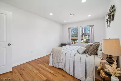 207 Lake Shore Dr, Parsippany, NJ 07034 - Photo 16