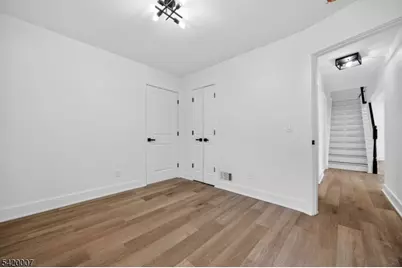 90 1st Ave, Woodbridge Township, NJ 07064 - Photo 8