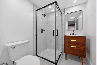 90 1st Ave, Woodbridge Township, NJ 07064 - Photo 20