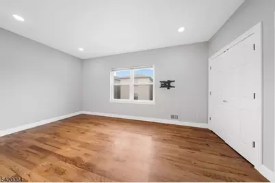 558 Broadway, Elizabeth, NJ 07206 - Photo 10