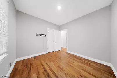 558 Broadway, Elizabeth, NJ 07206 - Photo 14