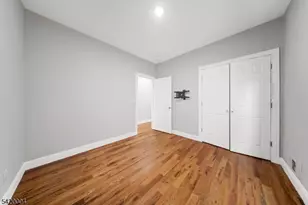 558 Broadway, Elizabeth, NJ 07206 - Photo 16