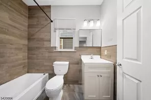 558 Broadway, Elizabeth, NJ 07206 - Photo 18