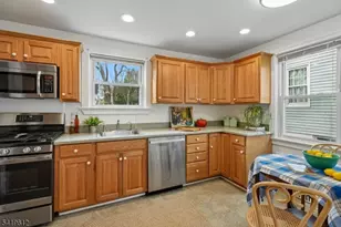 39 Boyden Ave, Maplewood, NJ 07040 - Photo 18