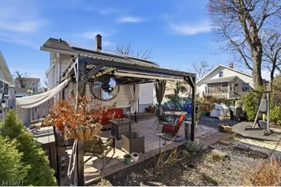 209 Floral St, Roselle, NJ 07203 - Photo 24