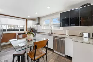 209 Floral St, Roselle, NJ 07203 - Photo 14