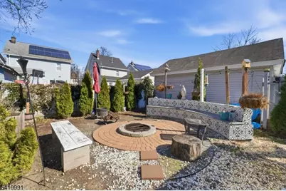 209 Floral St, Roselle, NJ 07203 - Photo 22