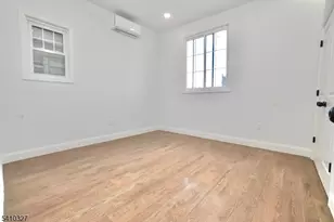 41 Arlington Ave, Jersey City, NJ 07305 - Photo 20