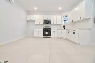 41 Arlington Ave, Jersey City, NJ 07305 - Photo 4