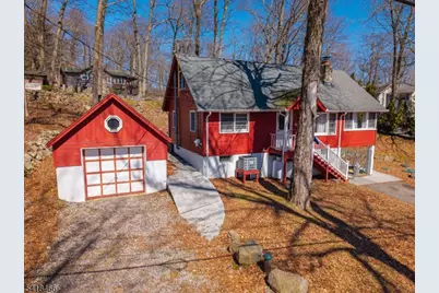 19 Amicalola Rd, Vernon, NJ 07462 - Photo 1