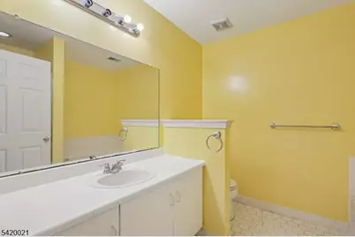 1608 Cypress Ln, East Brunswick Township, NJ 08816 - Photo 14