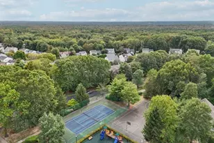 1608 Cypress Ln, East Brunswick Township, NJ 08816 - Photo 32