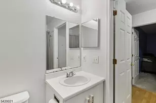 1608 Cypress Ln, East Brunswick Township, NJ 08816 - Photo 16