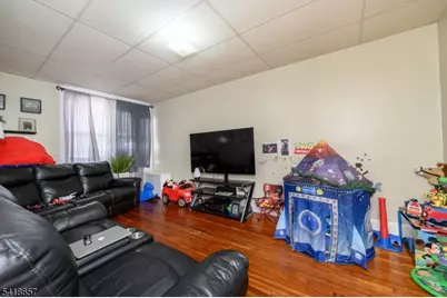 427-429 N 12th St, Newark, NJ 07107 - Photo 8