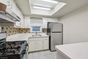 6107A Palisade Ave, West New York, NJ 07093 - Photo 18