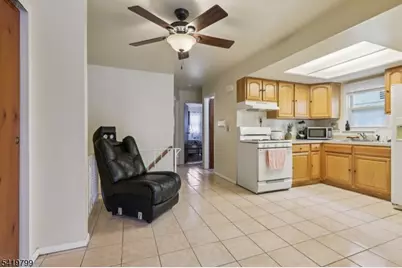 6107A Palisade Ave, West New York, NJ 07093 - Photo 16