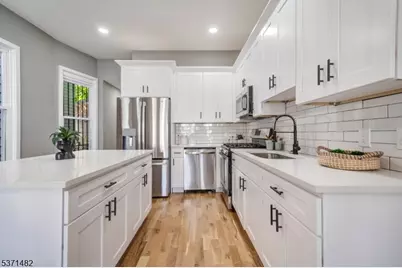 235 S 7th, Newark, NJ 07103 - Photo 4