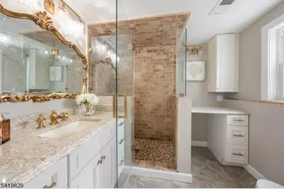 739 Kingston Ave, Kenilworth, NJ 07033 - Photo 16