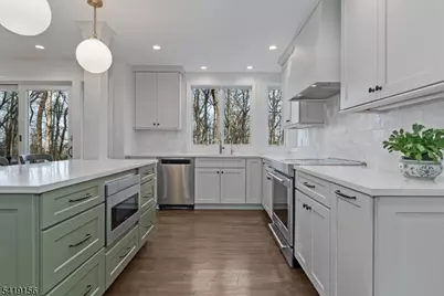 56 Countrywood Dr, Hanover Township, NJ 07950 - Photo 14