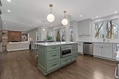 56 Countrywood Dr, Hanover Township, NJ 07950 - Photo 10