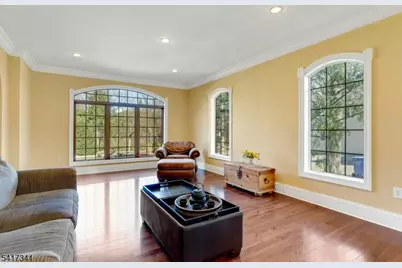 916 Valley Road, Watchung, NJ 07069 - Photo 22